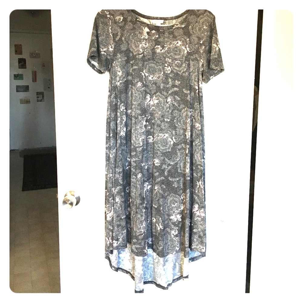 Perfect for Summer LulaRoe Carly